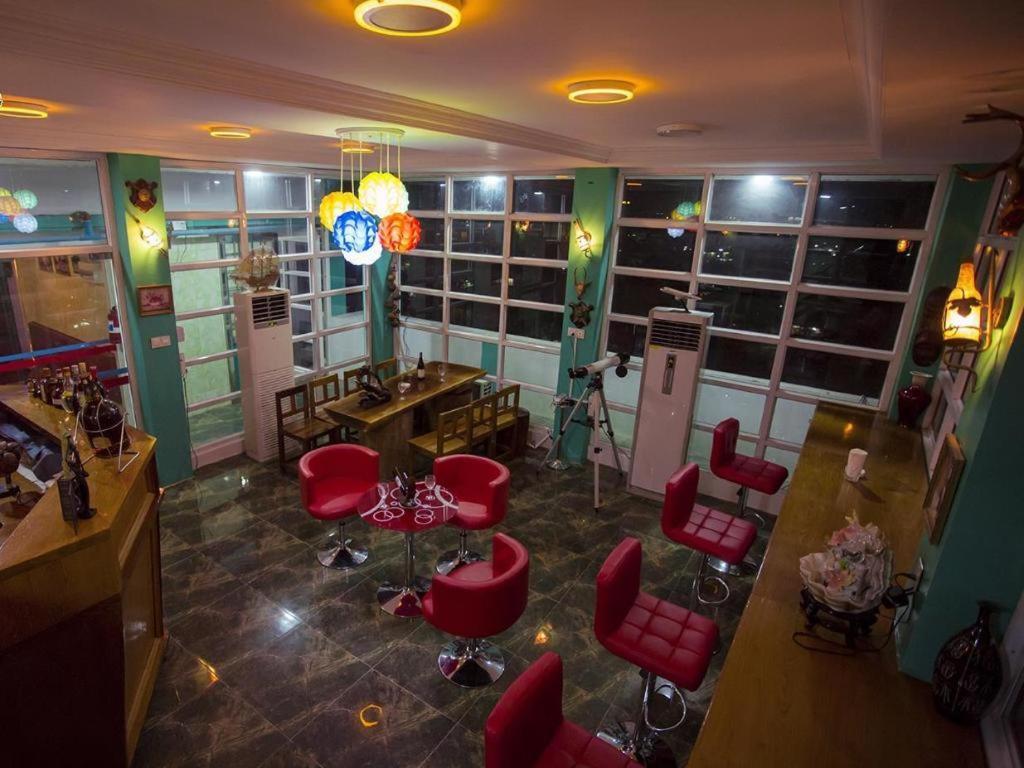 Hotel Ye Myanmar Μανταλέι Εξωτερικό φωτογραφία