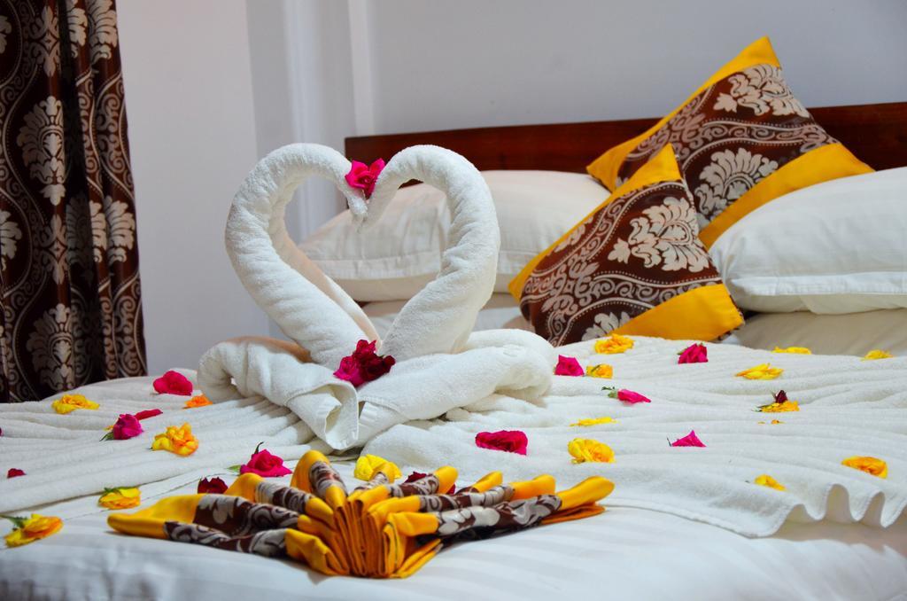 Hotel Ye Myanmar Μανταλέι Εξωτερικό φωτογραφία